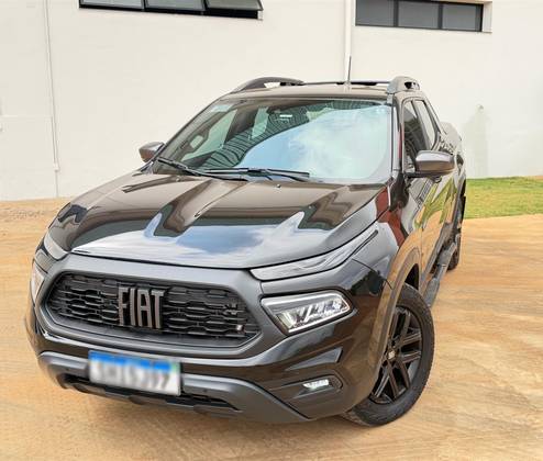 FIAT TORO 2.0 16V TURBO DIESEL ULTRA 4WD AT9 FIAT TORO 2.0 16V TURBO DIESEL ULTRA 4WD AT9
